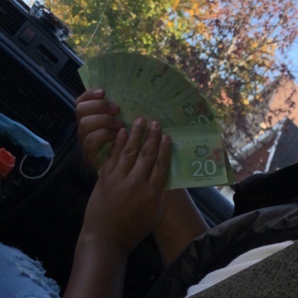 Meet your Posher, Christopher - Picture 1 of 1